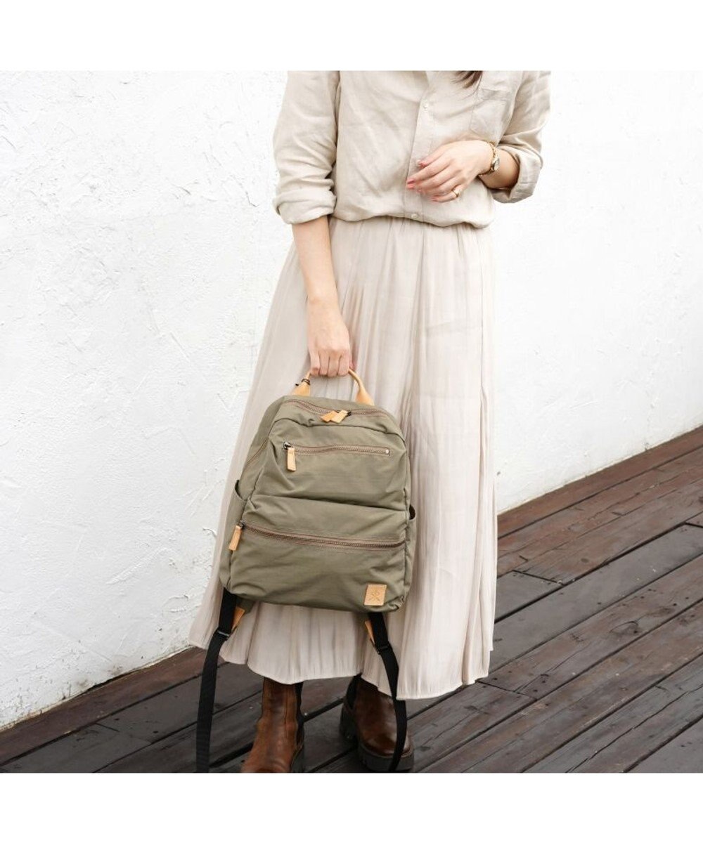 Regalo Felice 【ポケット充実 / A4サイズ対応 / 軽量】リュック / REGALO 