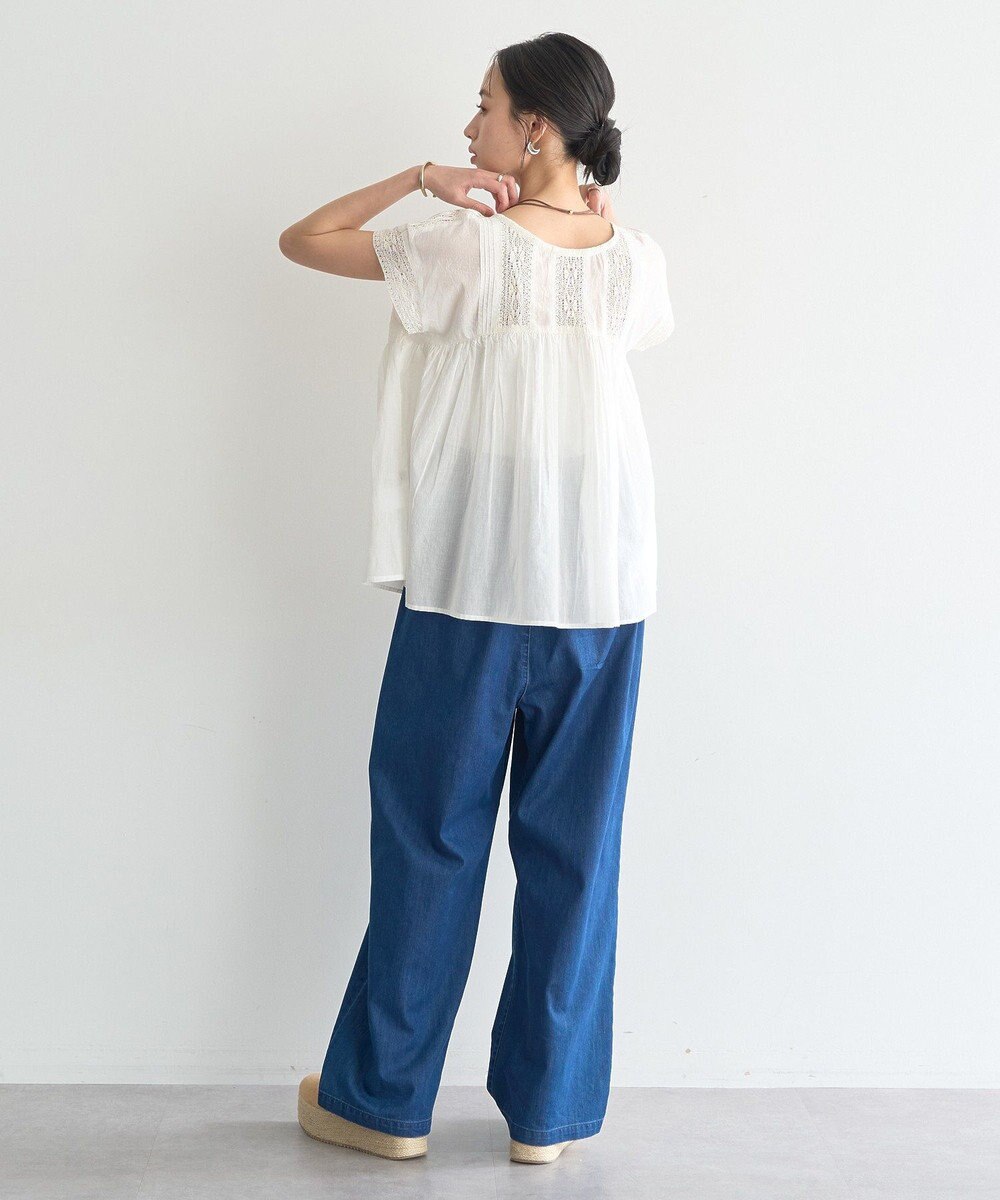 earth music&ecology 【WEB・一部店舗限定】【綿100％】レース＆ピンタックフレンチブラウス 