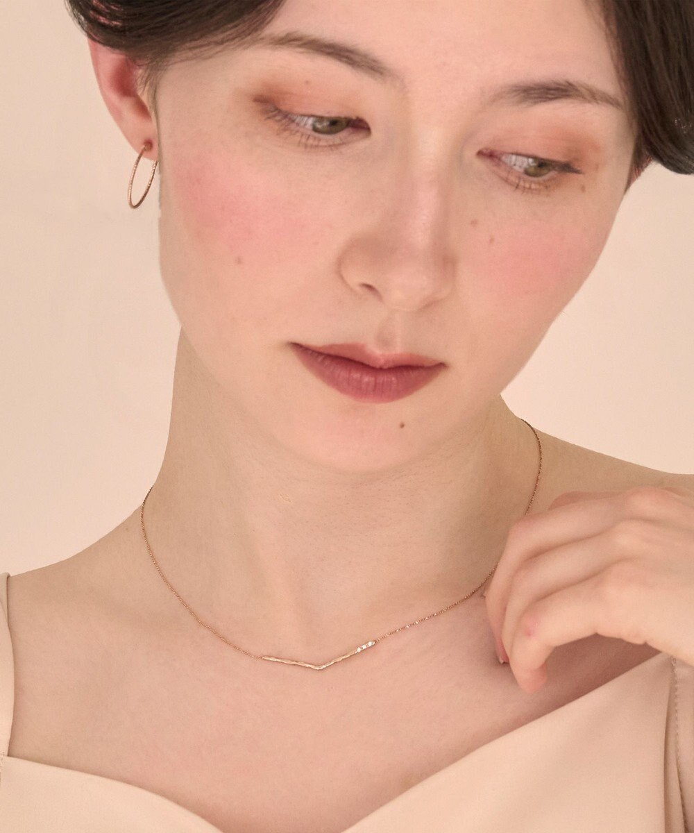 Phoebe 〈金属アレルギー対応〉バランスラインネックレス 