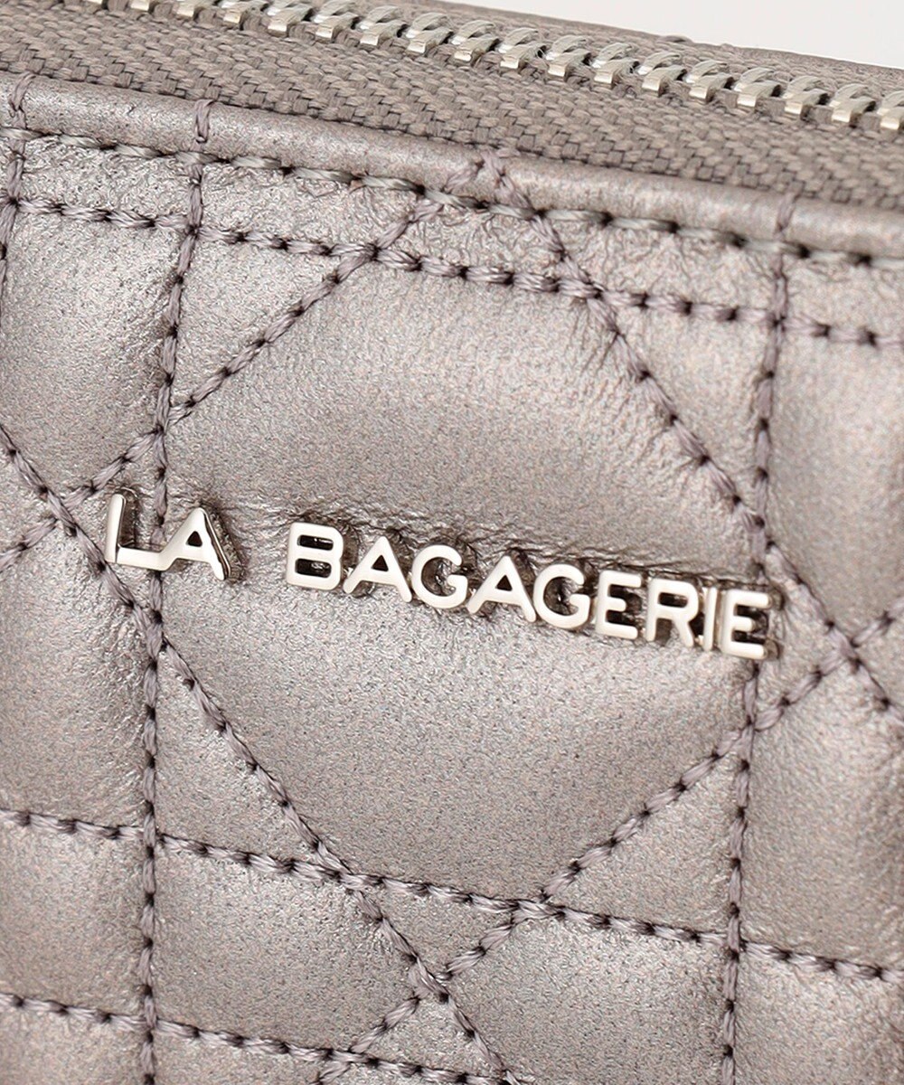 LA BAGAGERIE シープキルティング　ラウンドウォレット 
