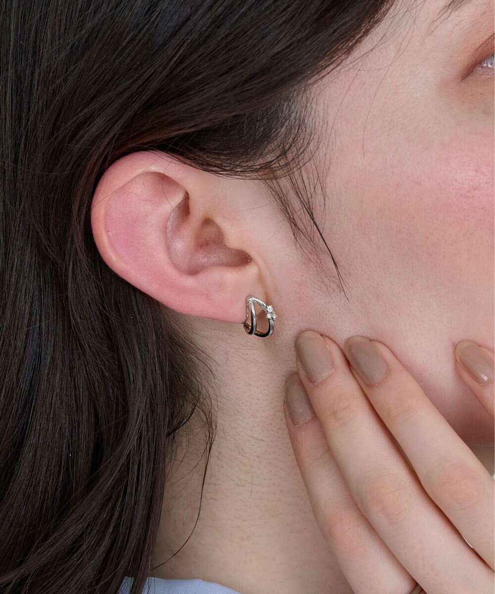 Phoebe 〈痛くないシリーズ/アレルギー対応〉シャイニーダブルフープライトフィットイヤリング　シルバー 