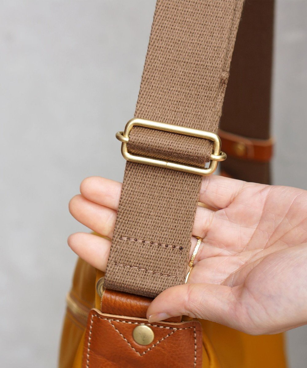 FOLNA RD ユニセックスナイロン ショルダー M-SIZE 