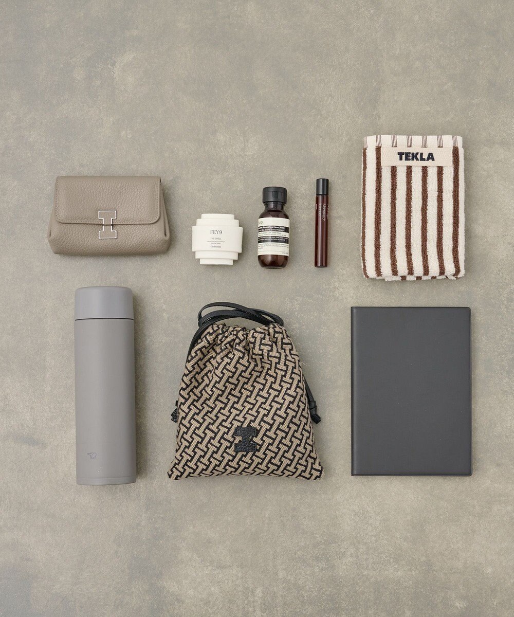 IACUCCI ルオータ ミディアムショルダー ALCE 