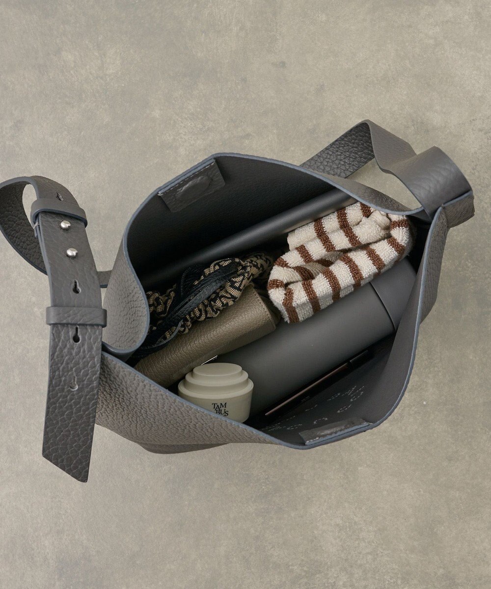 IACUCCI ルオータ ミディアムショルダー ALCE 