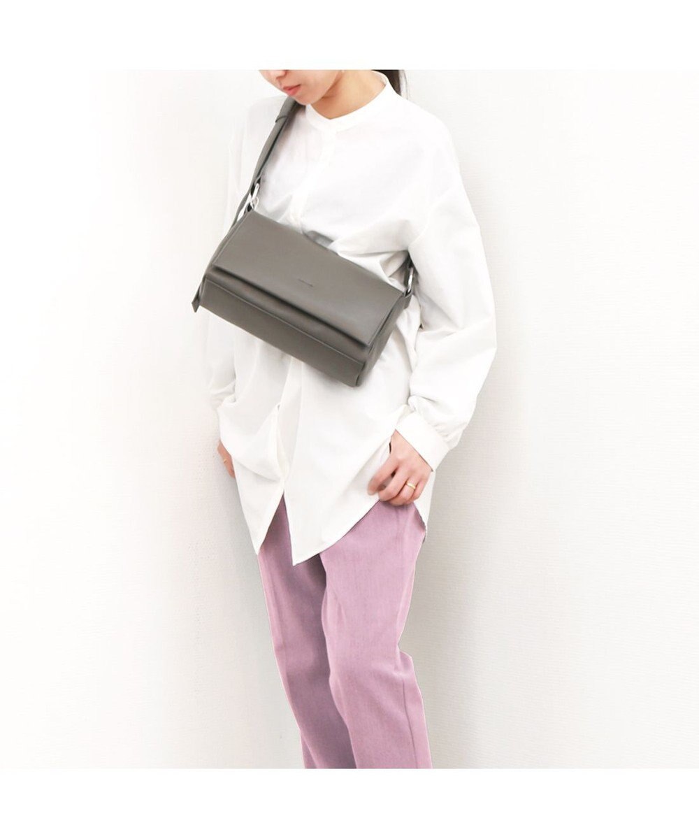 UNBILLION カシュカシュ cachecache / WEB限定フラップベルトショルダーバッグ 