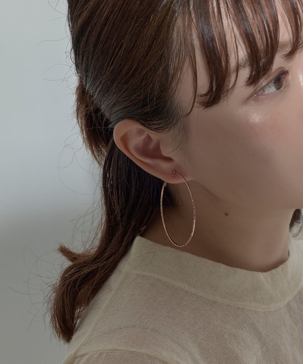 Phoebe ツイストラインフープイヤリング　ローズゴールド 