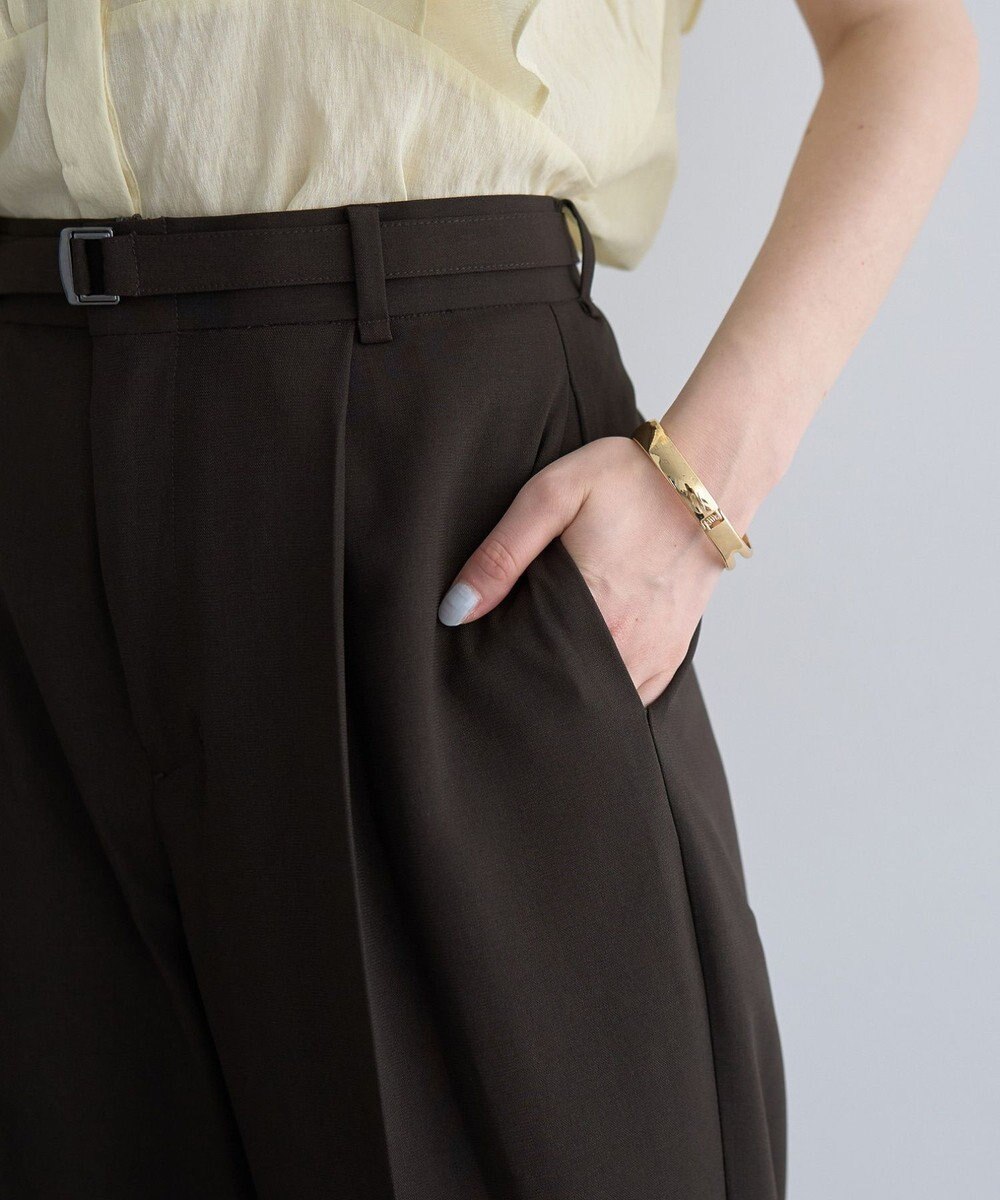 YECCA VECCA ベルト付きタックストレートパンツ 