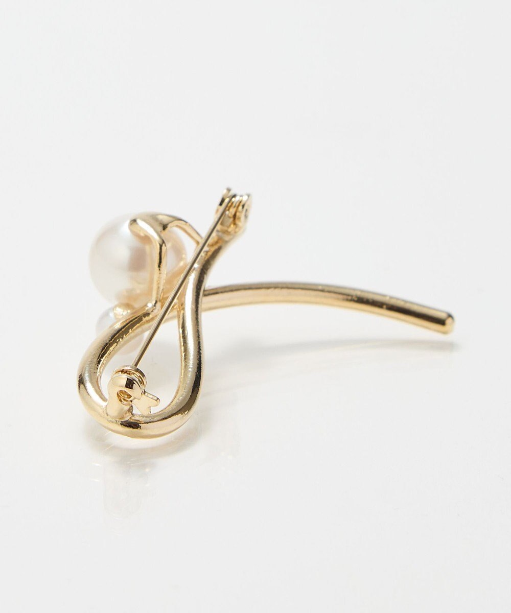 Phoebe クロスメタルパールブローチ　ゴールド 