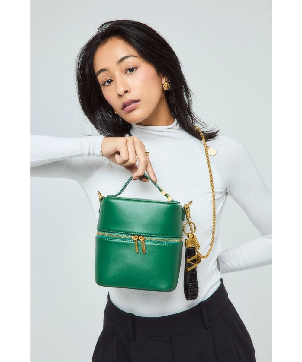 style code 【VerdeVari/ヴェルデヴァリ】コインパーツ付チェーンショルダーベルト 