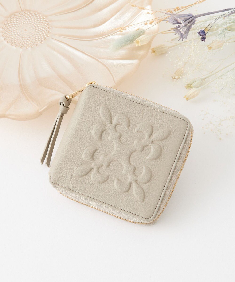 russet エンボスモノグラムラウンドウォレット(SO-431) 