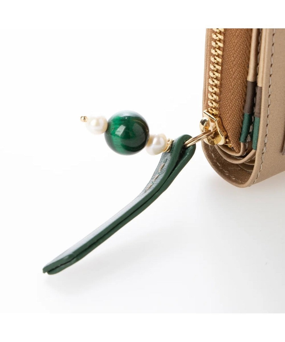 UNBILLION perche ジェムストーンチャームハーフラウンドウォレット 