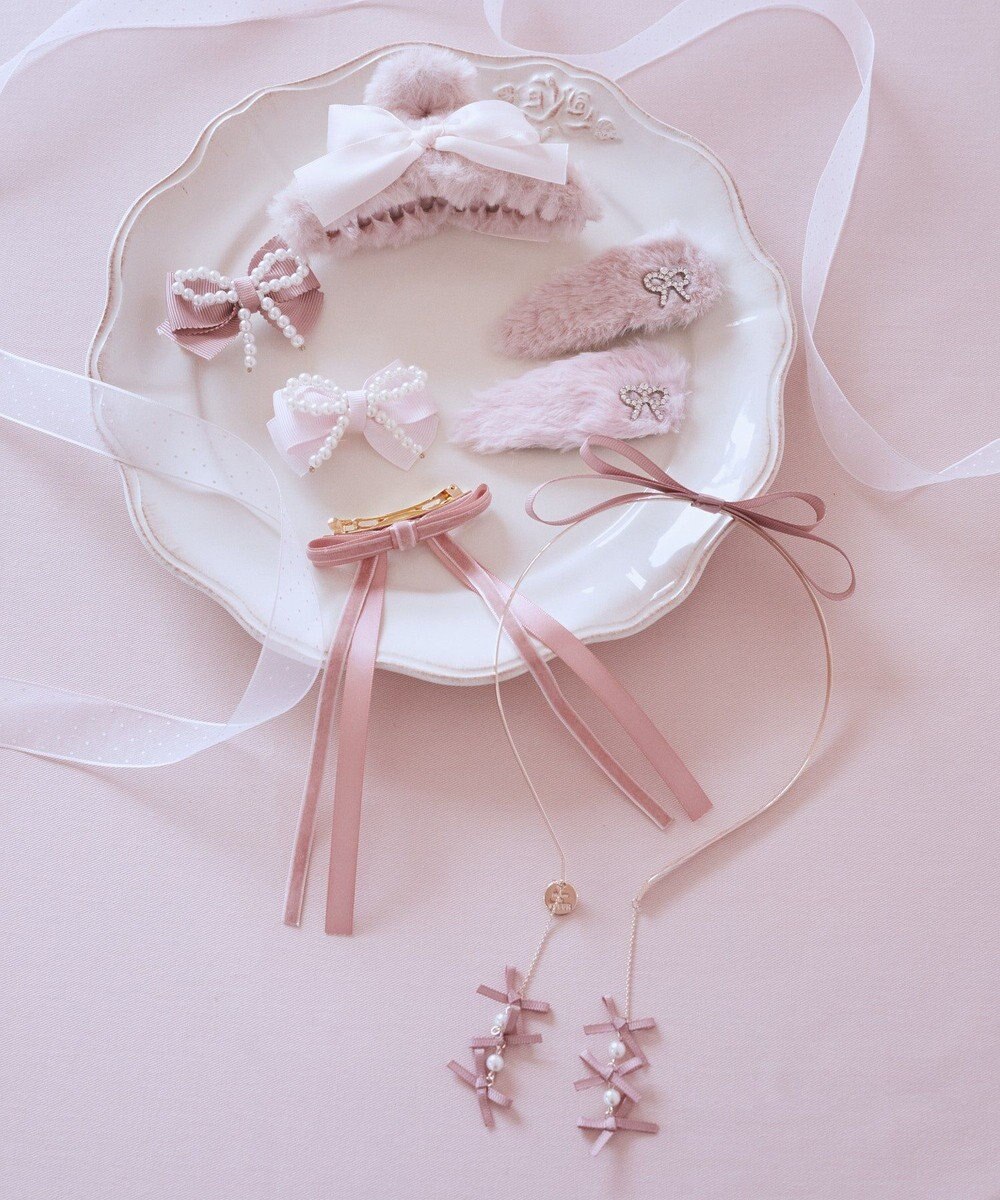 Maison de FLEUR ピンクマニアファーリボンバンスクリップ 