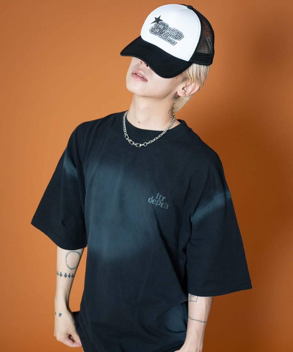 WEGO 【ユニセックス着用ITEM】バックスタッズグラフィックT（SS） 