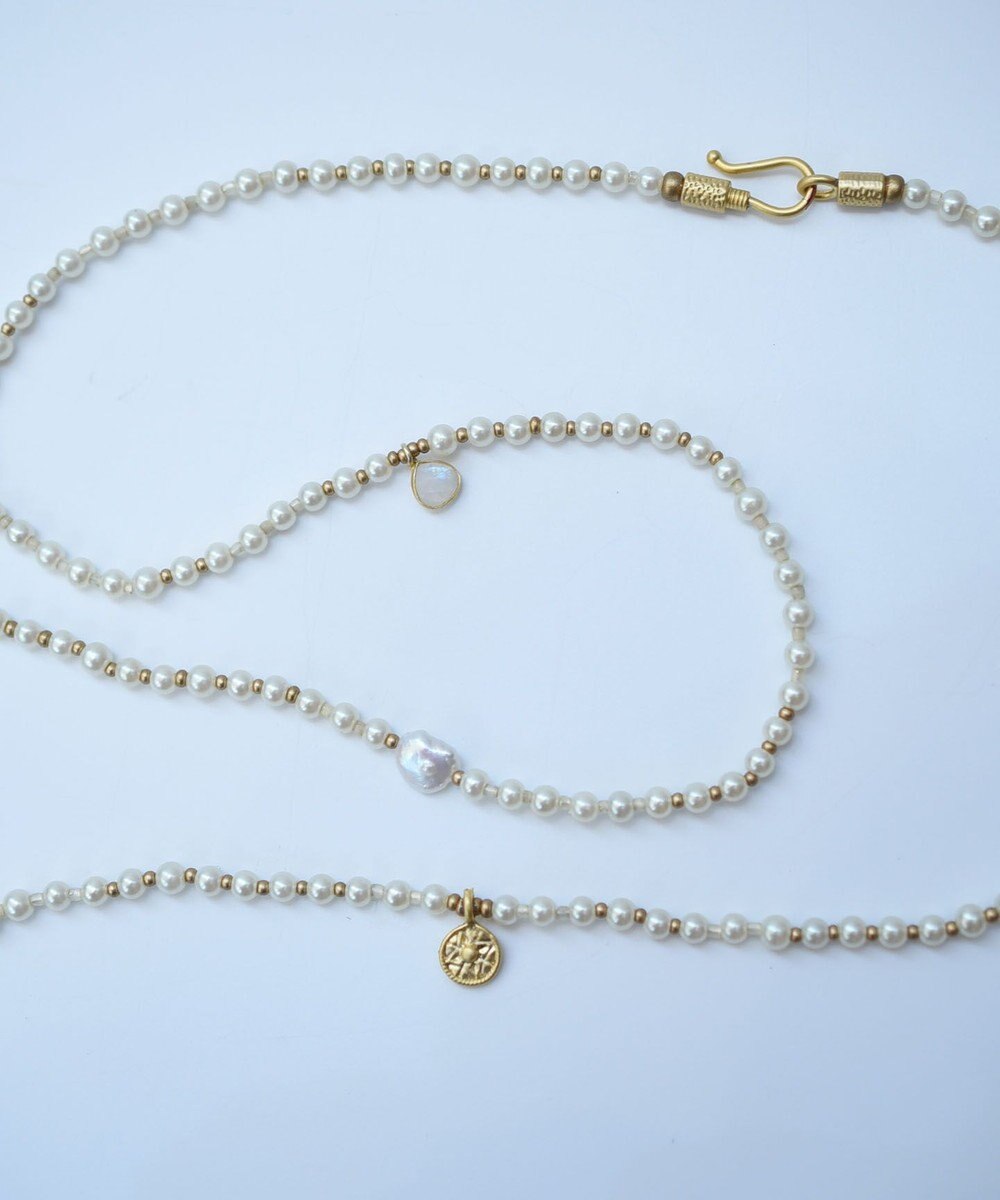 monshiro 【2WAY】ムーンストーンチャーム×ガラスパールロング ネックレス 
