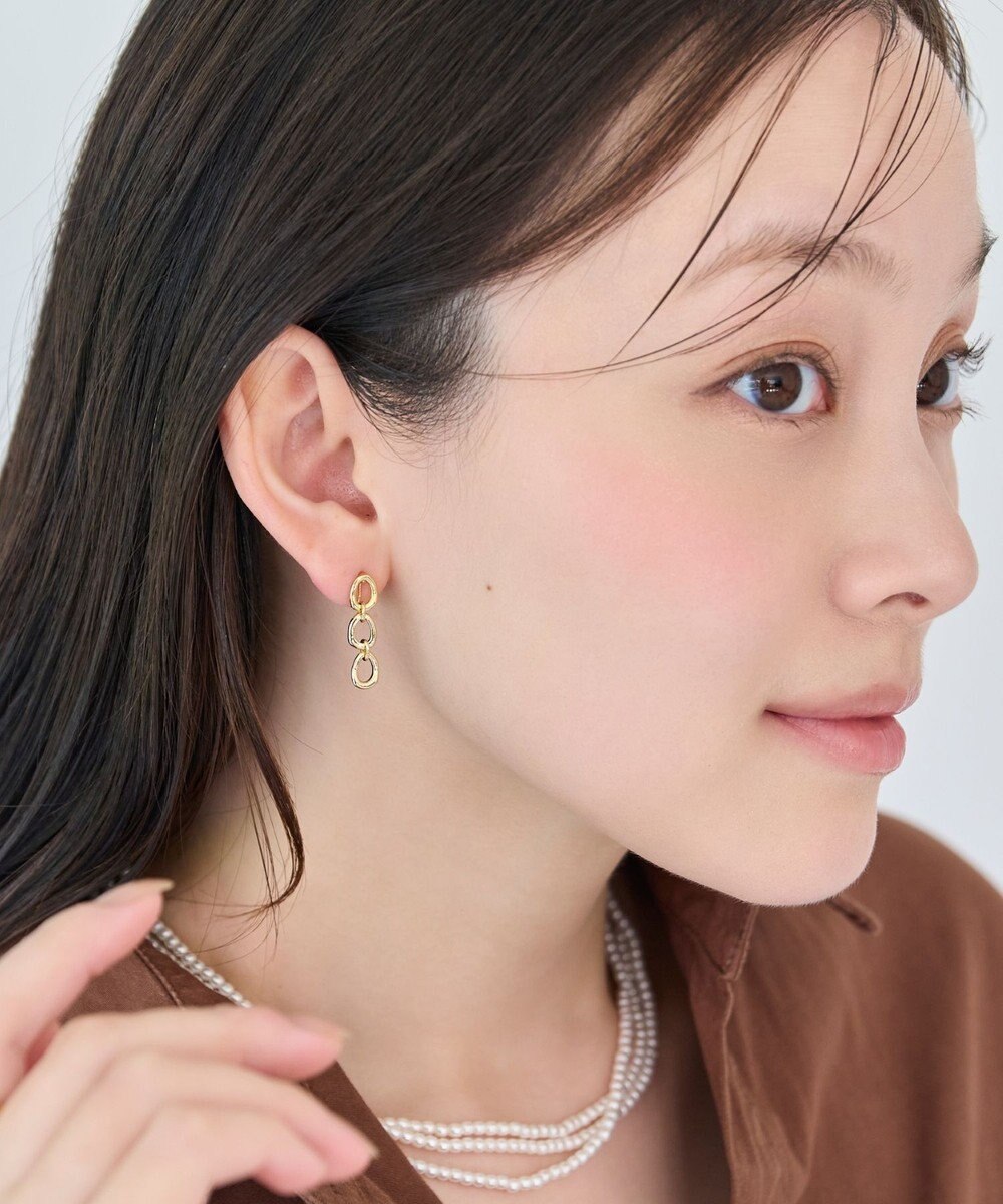 Phoebe 〈痛くないシリーズ/金属アレルギー対応〉ボールドチェーンライトフィットイヤリング　ゴールド/ニッケルフリー 
