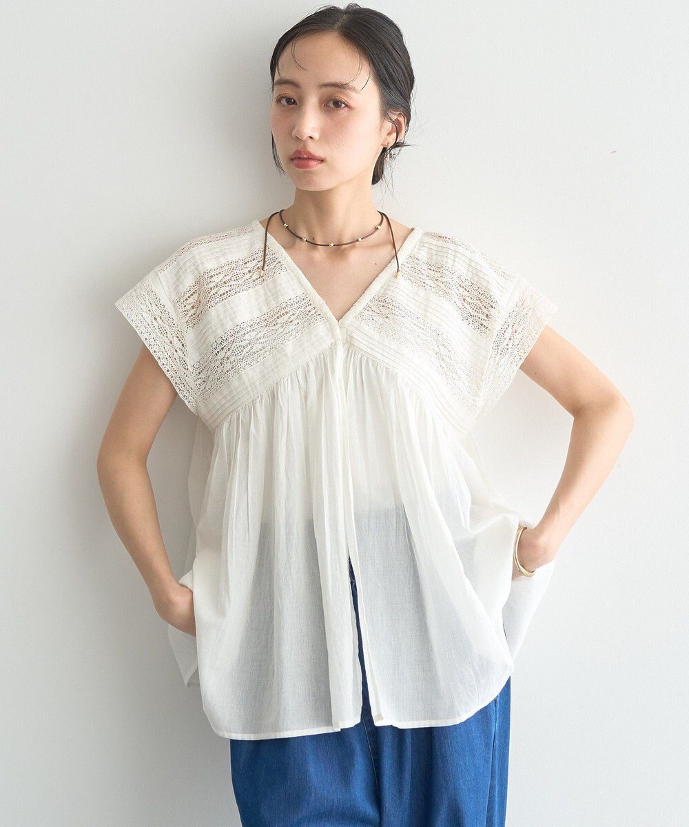 earth music&ecology 【WEB・一部店舗限定】【綿100％】レース＆ピンタックフレンチブラウス 