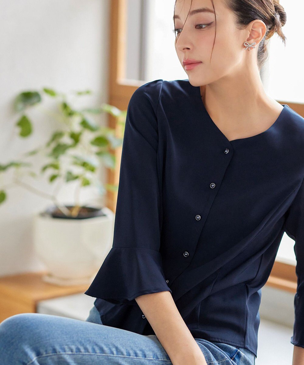 Tiaclasse 【洗える】ハートネックフレア袖ブラウス 