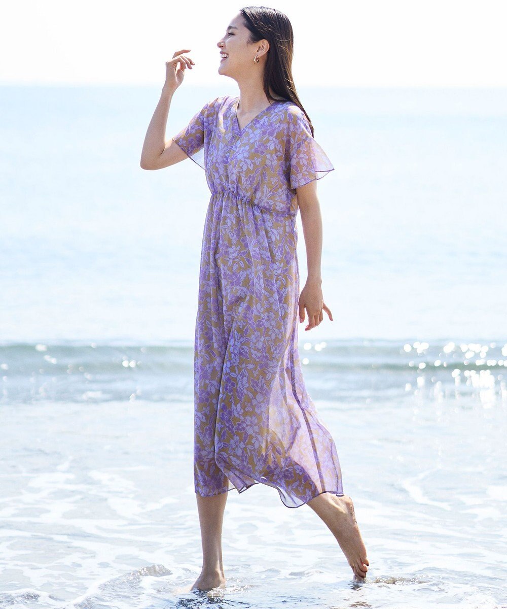 自由区 【SHIHOさん着用・シアーな抜け感】ハーバリウムフラワープリントVネック ワンピース 