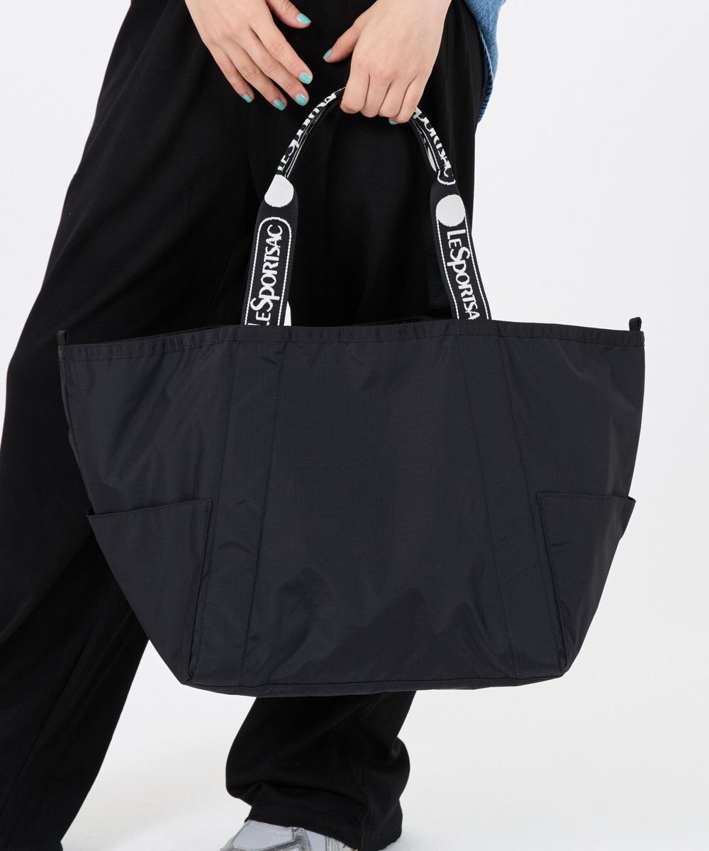 LeSportsac E/W REVERSIBLE PKT TOTE/ロゴジャカードブラックT 