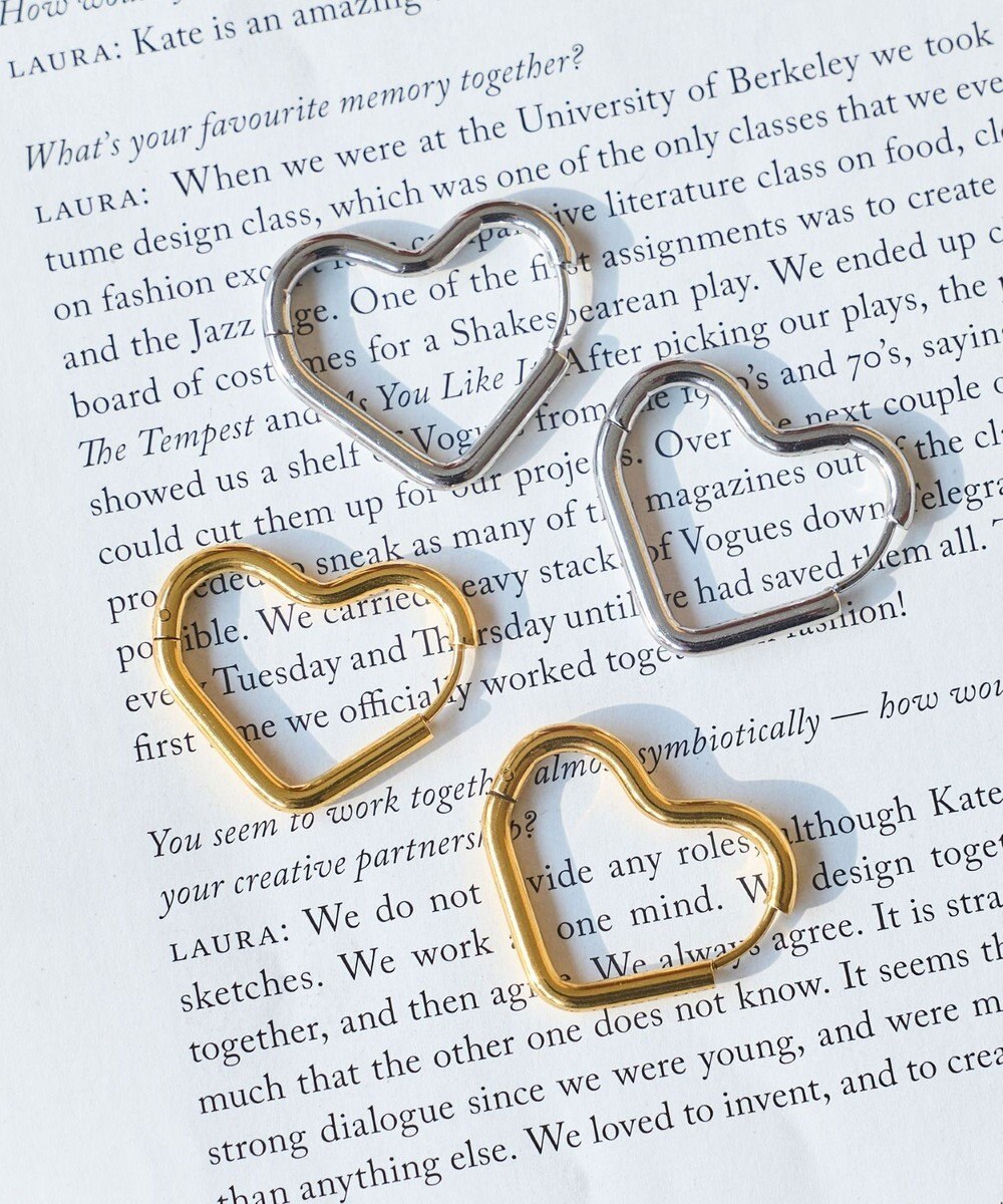 Phoebe 【金属アレルギー対応】グロウハートフープワンタッチピアス　シルバー/ステンレス 