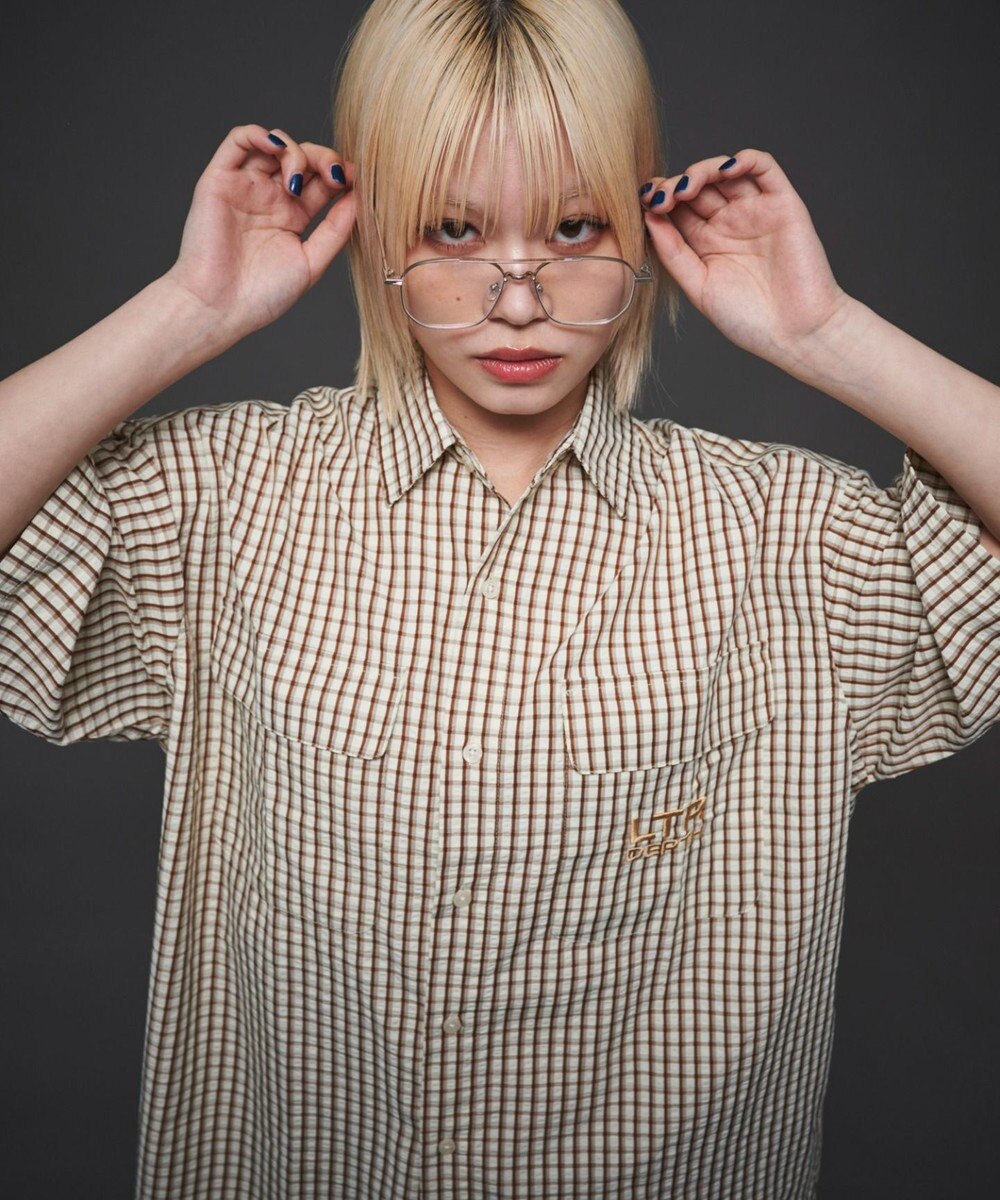 WEGO 【ユニセックス着用ITEM】ミニマムチェックロゴシャツ（SS） 