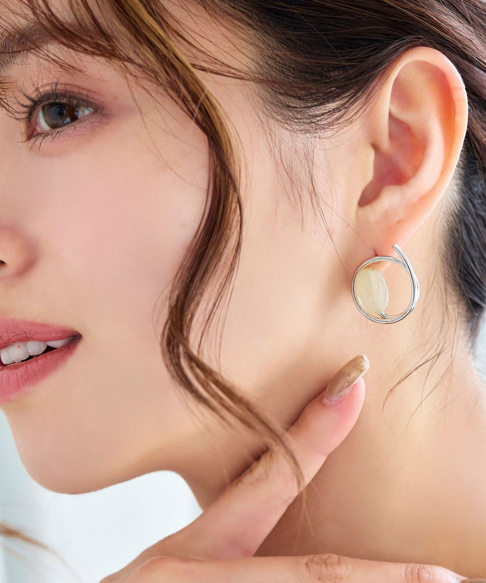 Tiaclasse カラーアクリル＋フープピアス 