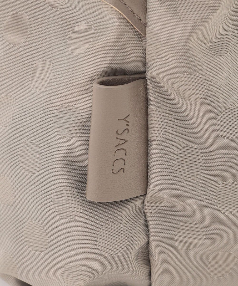 Y'SACCS ドットジャガードポシェット 