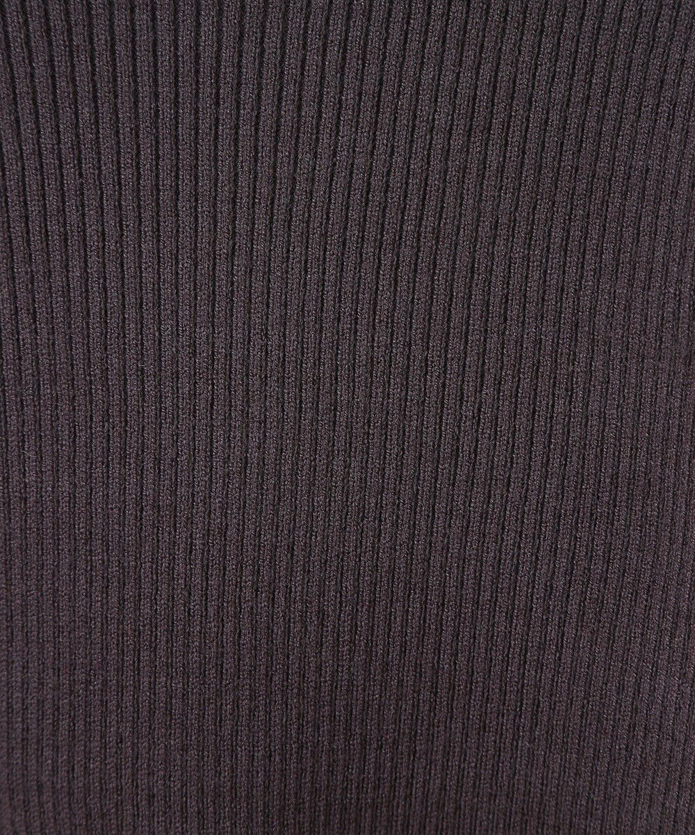 Green Parks ・ｓｗｉｎｇ　ｂｙ　フリルハイネックリブニット 