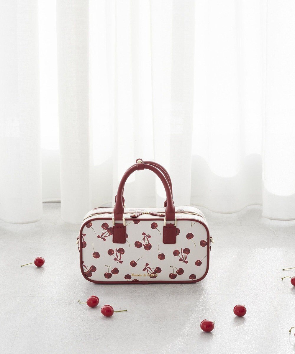 Maison de FLEUR チェリー柄ボストンバッグ 