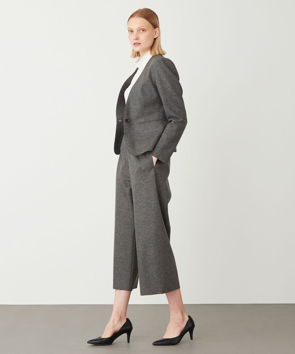 BEIGE， CORBY / ノーカラージャケット 