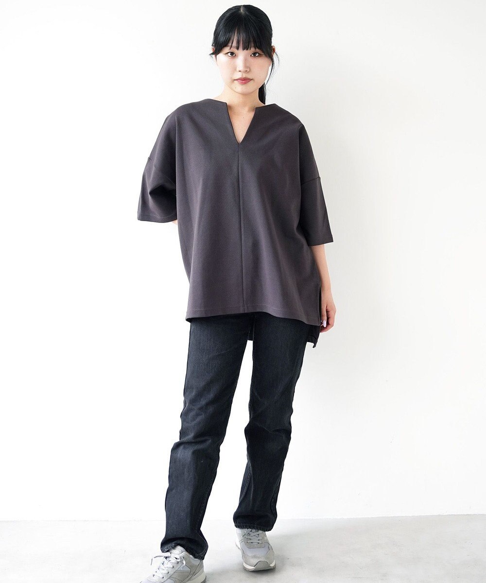 WHITE MAILS PAPER DOUBLE JERSEY KEY NECK T-シャツ 