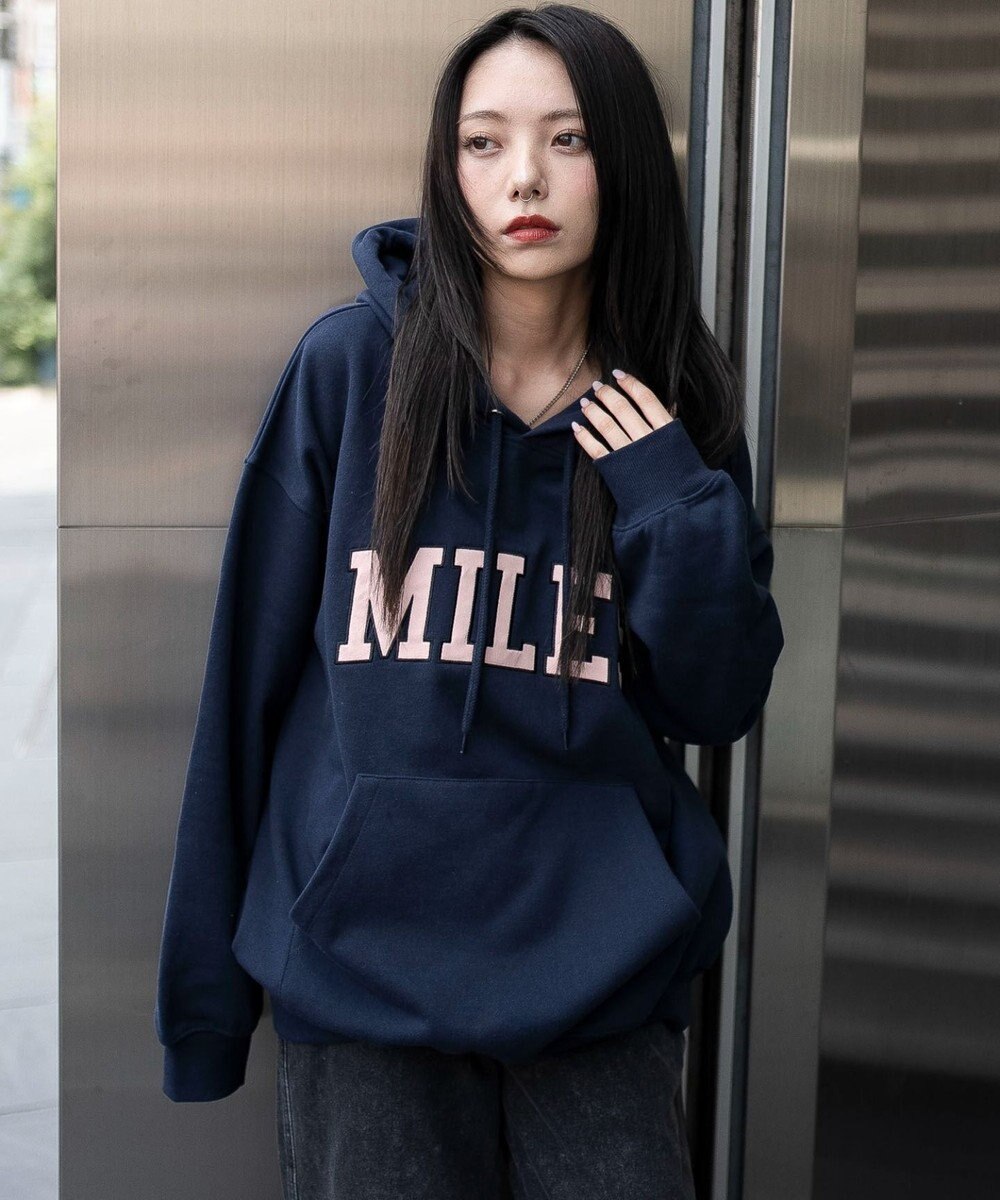 WEGO 【ユニセックス着用ITEM/SMLサイズ展開】グラフィックロゴプルパーカー 