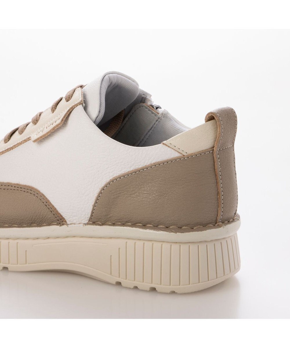 ing <ing>【サスティナブル】厚底レースアップスニーカー 