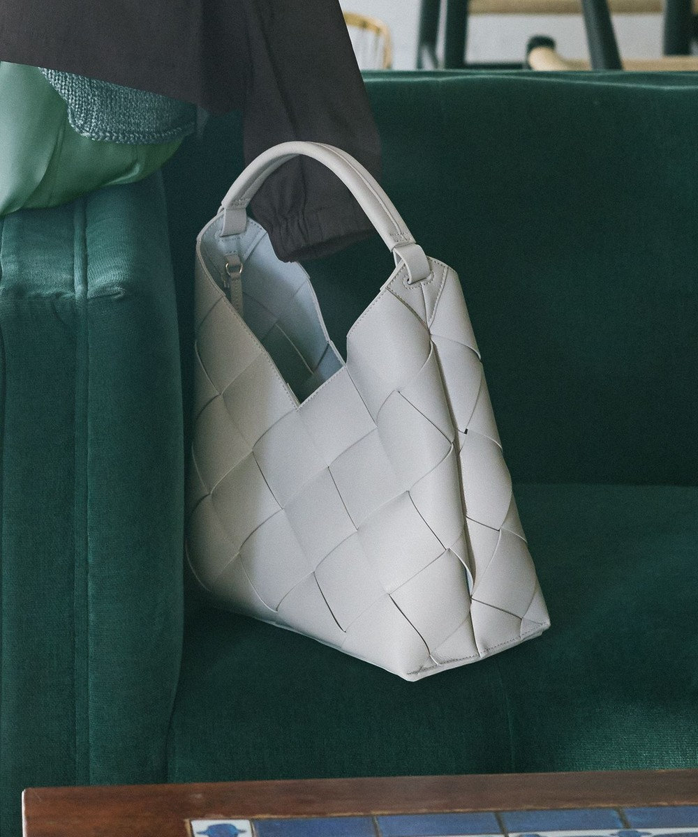 23区 イントレチャート ワンハンドル バッグ 