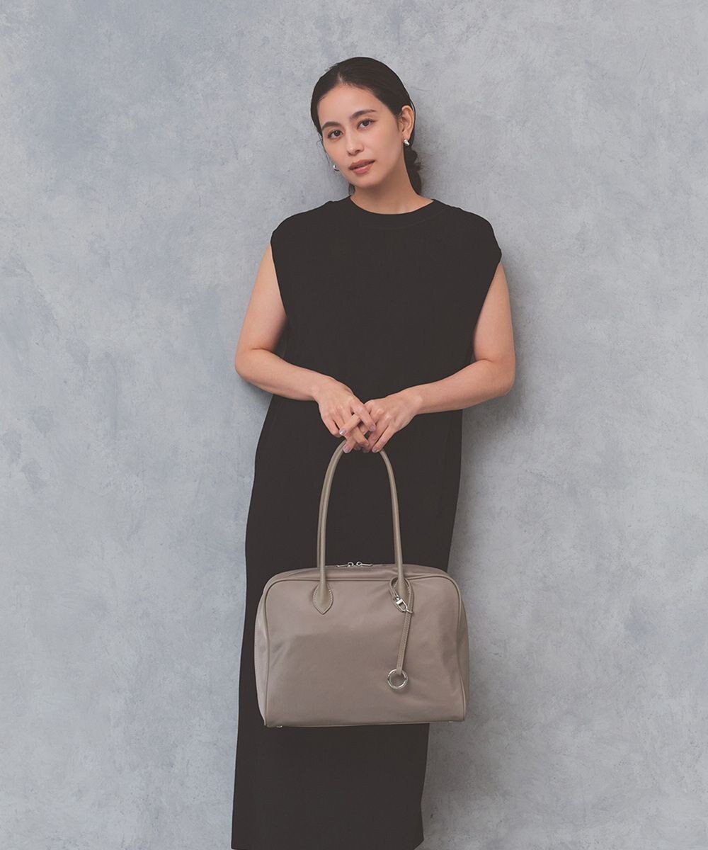 TOPKAPI 【Breath TOPKAPI】PRIM プリム ナイロン ラウンドスクエア ボストン トートバッグ チャーム付き　A4 / 軽量 