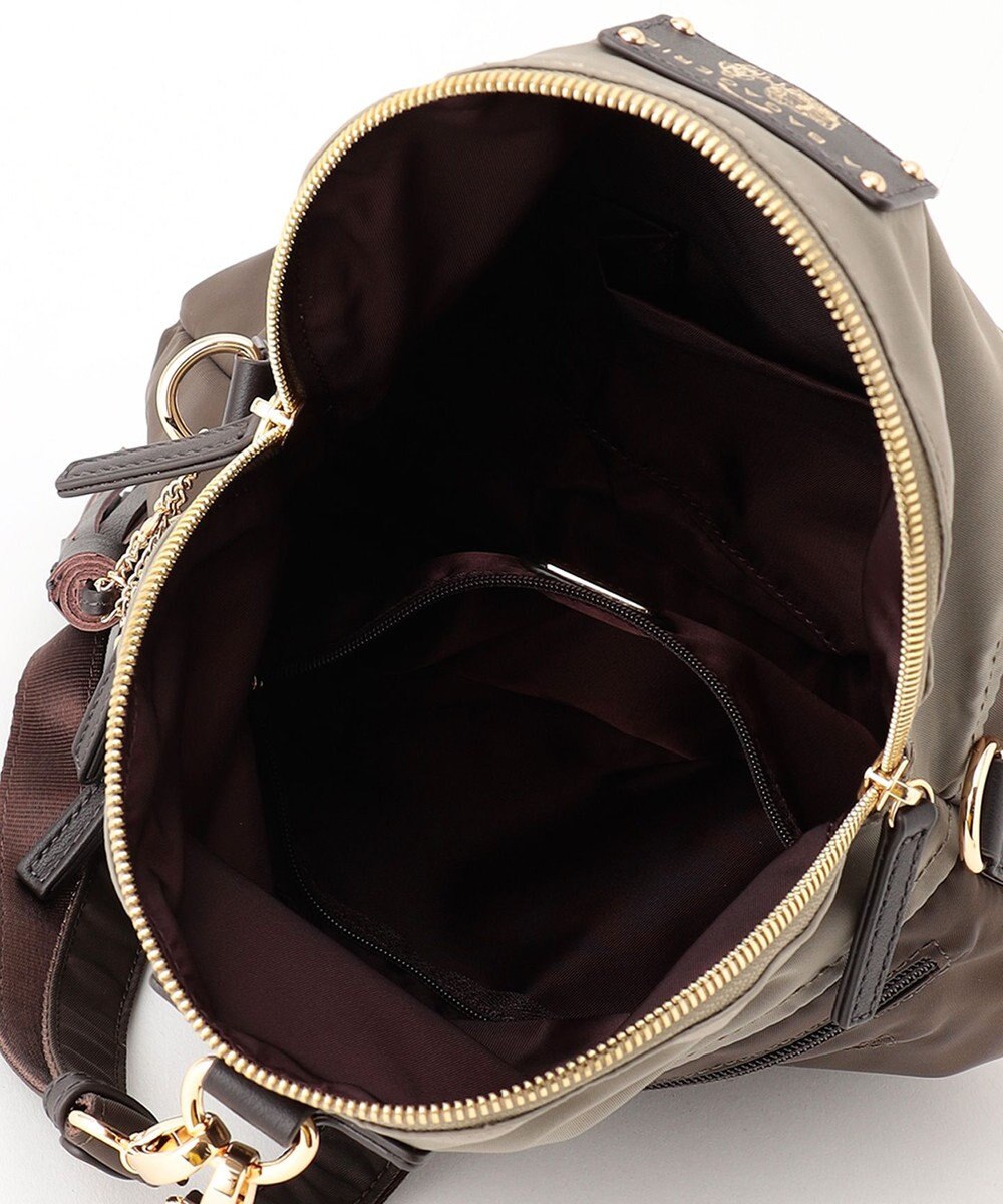 LA BAGAGERIE ウォータープルーフナイロン　リュック＆ショルダーバッグ 