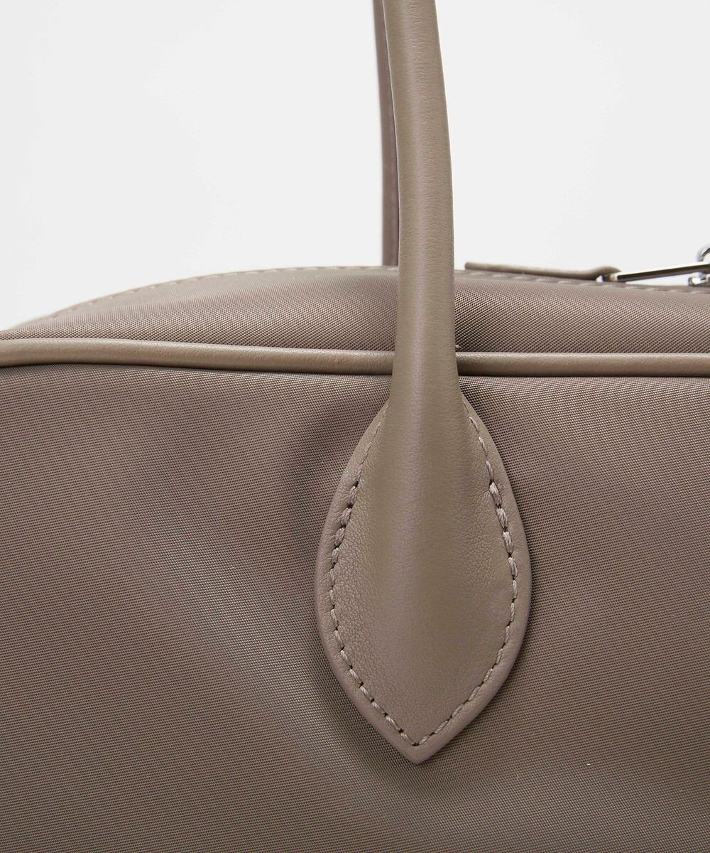 TOPKAPI 【Breath TOPKAPI】PRIM プリム ナイロン ラウンドスクエア ボストン トートバッグ チャーム付き　A4 / 軽量 