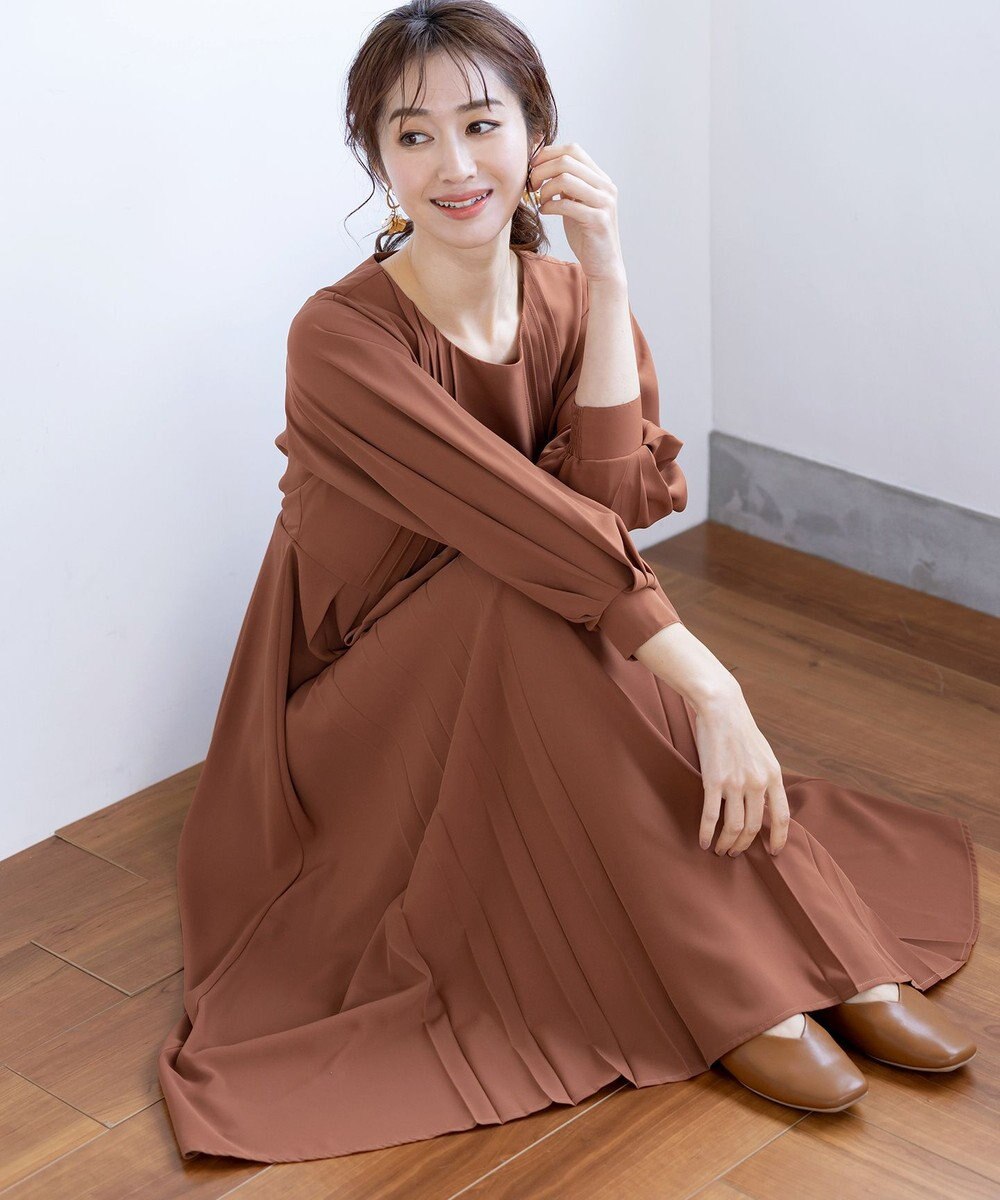 Tiaclasse L 【洗える】シンメトリープリーツワンピース 