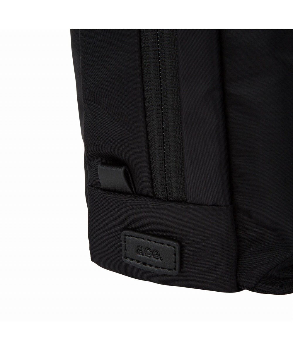 ACE BAGS & LUGGAGE ace. メトレクス ショルダーバッグ  軽量 縦型 19113 エース 