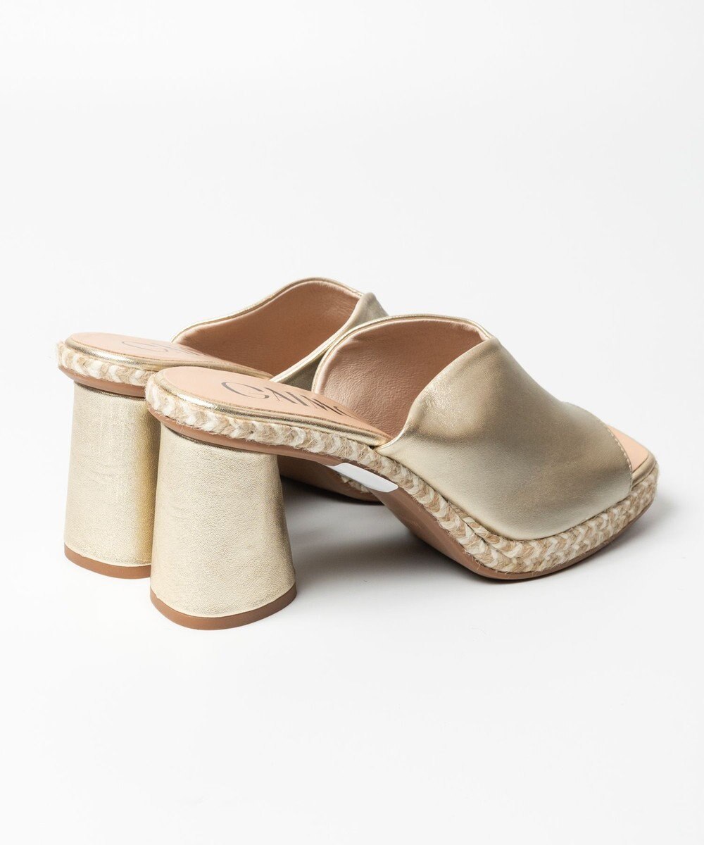 gaimo 【GAIMO/ガイモ】Vカットスクエアヒールサンダル 