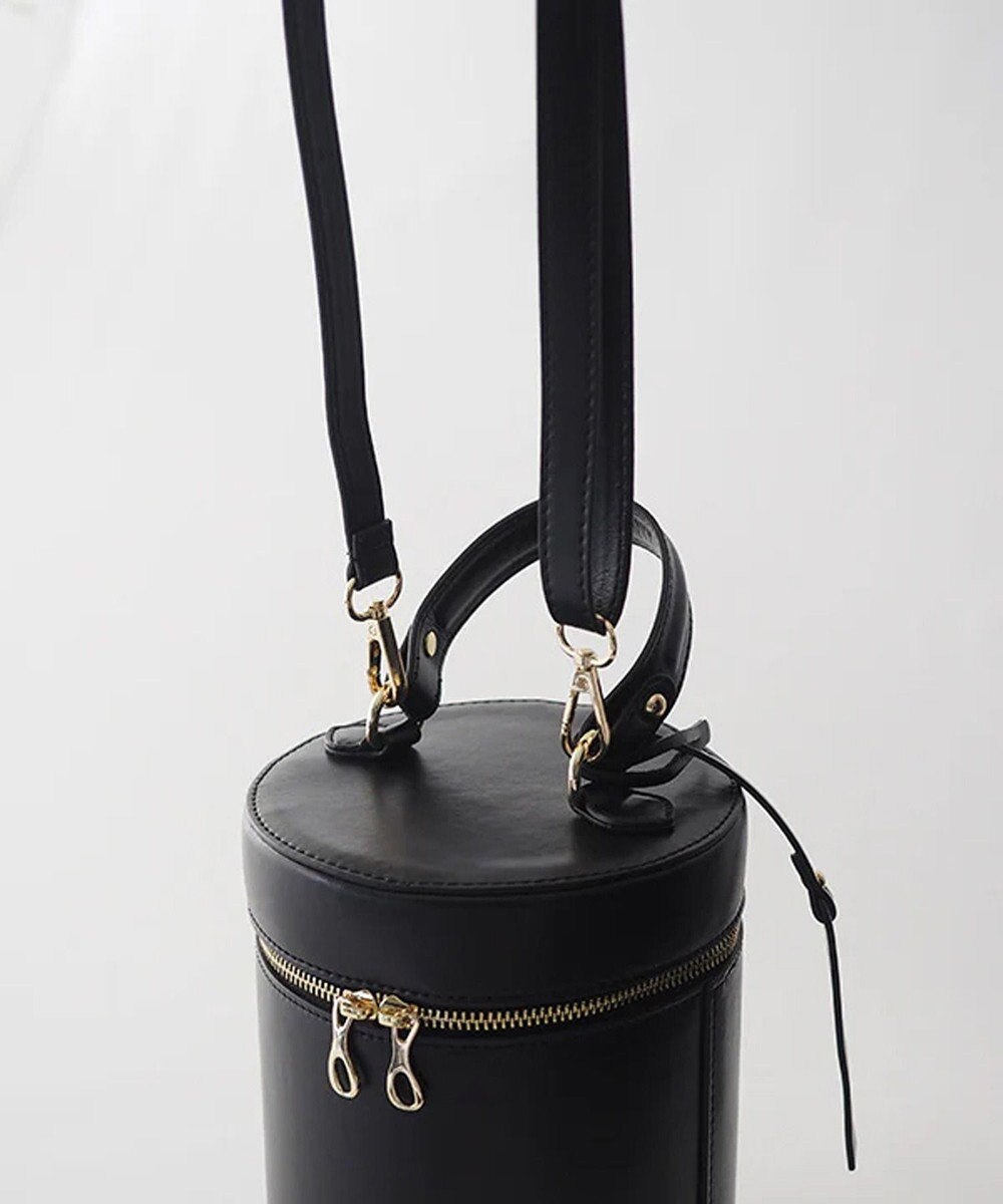 style code [Lyrss/リルス] イタリア製牛トコ皮 CITYエシカルレザースマート ショルダーポケット 