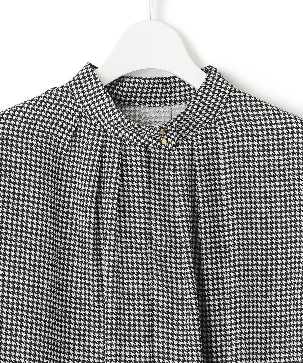 23区 【洗える】バックサテンアムンゼン千鳥プリント ブラウス 