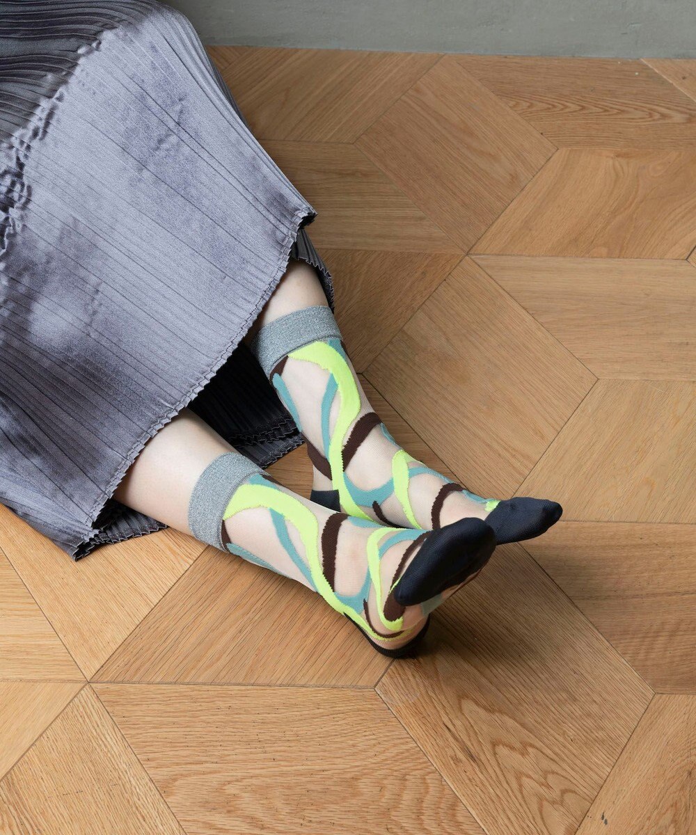 TRICOTE METRO SHEER SOCKS／メトロシアーソックス 