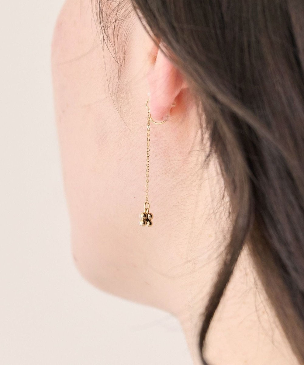 Phoebe 〈痛くないシリーズ/金属アレルギー対応〉タイニーフラワーロングライトフィットイヤリング　チェーン/小粒パール/揺れるイヤリング 