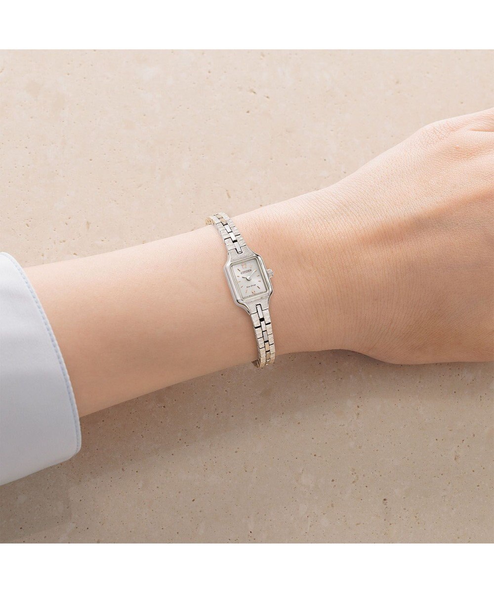 CITIZEN 【小さくて可愛い】アンティークな雰囲気 13.7mm 光発電エコ・ドライブ 