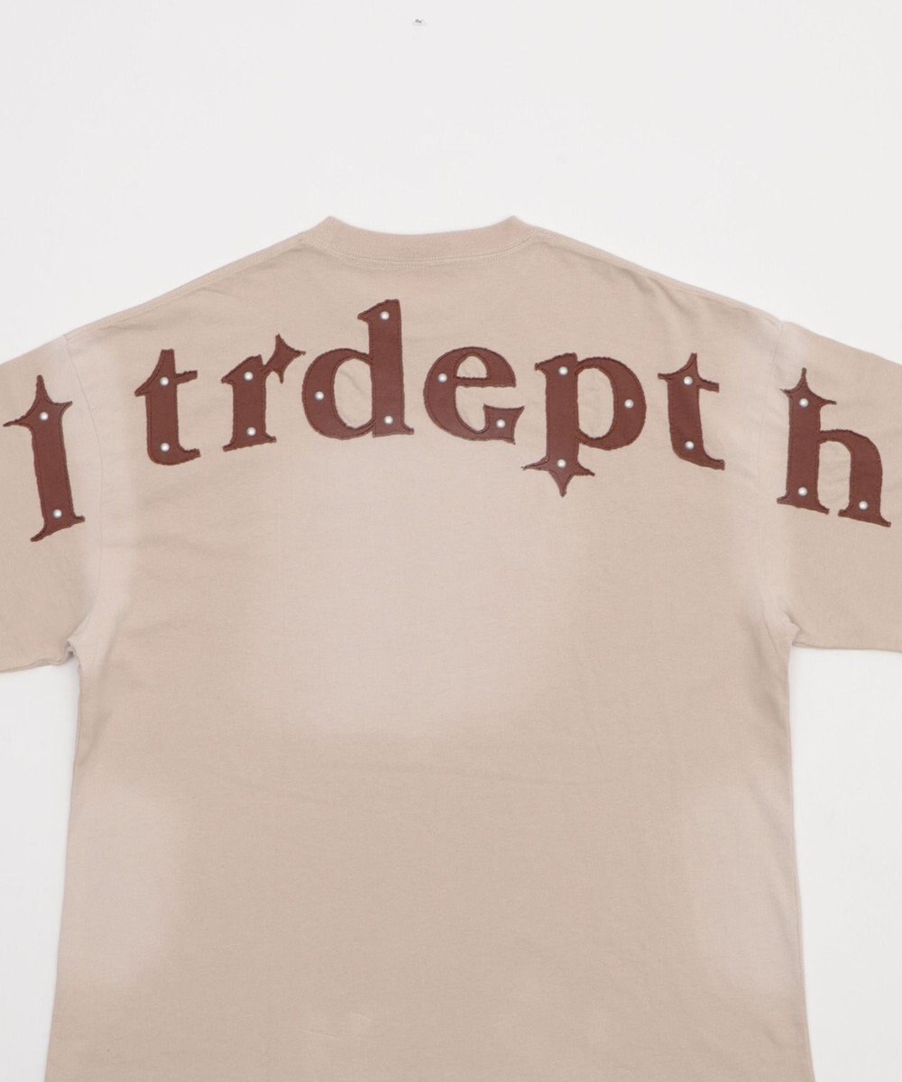 WEGO 【ユニセックス着用ITEM】バックスタッズグラフィックT（SS） 