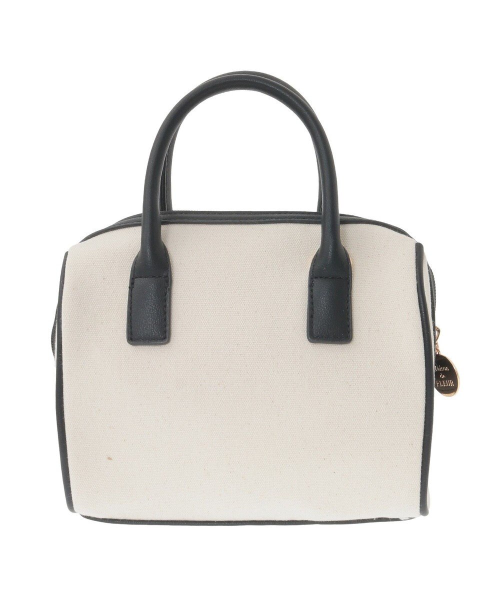 Maison de FLEUR チャーム付きキャンバスボストンバッグ 
