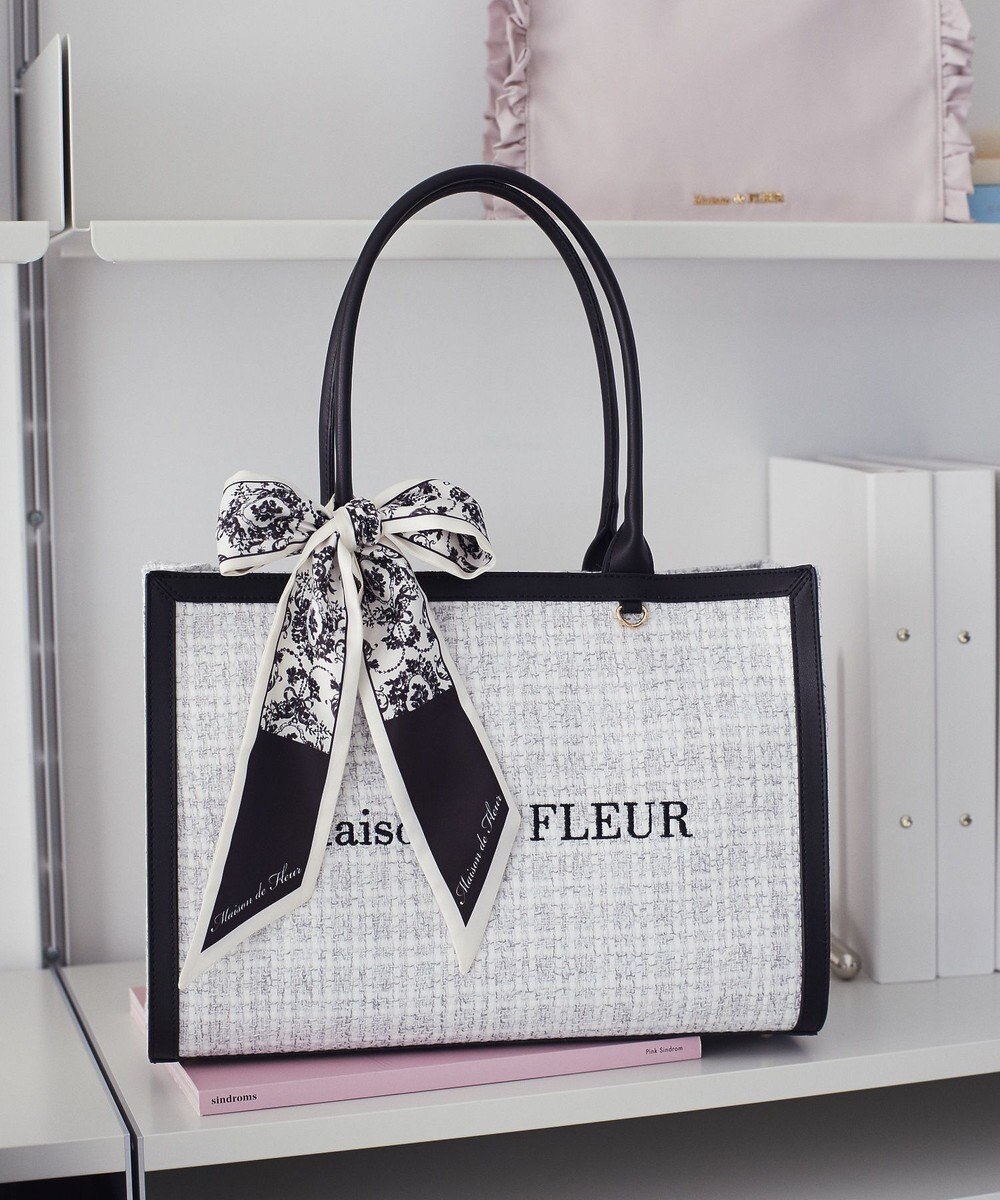 Maison de FLEUR スカーフ付きツイードスクエアトートバッグ 