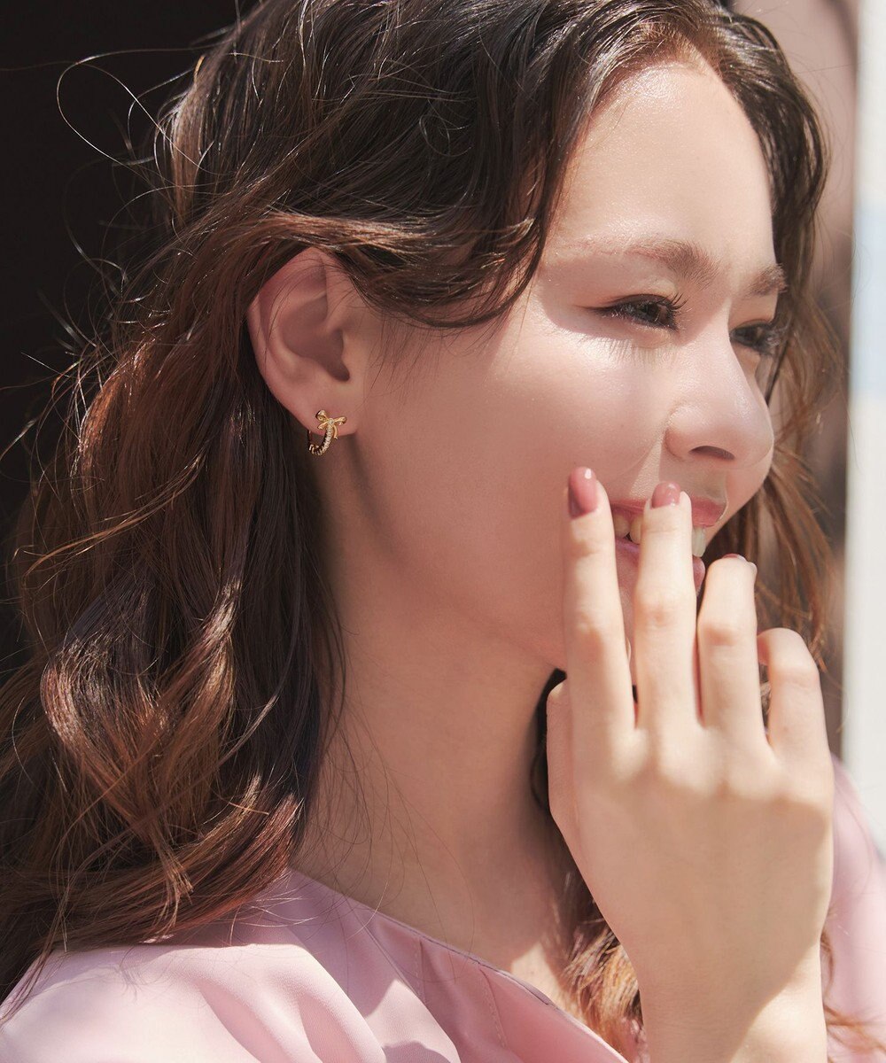 Tiaclasse 【安田美沙子さん着用・金属アレルギー対応】リボンフープピアス 