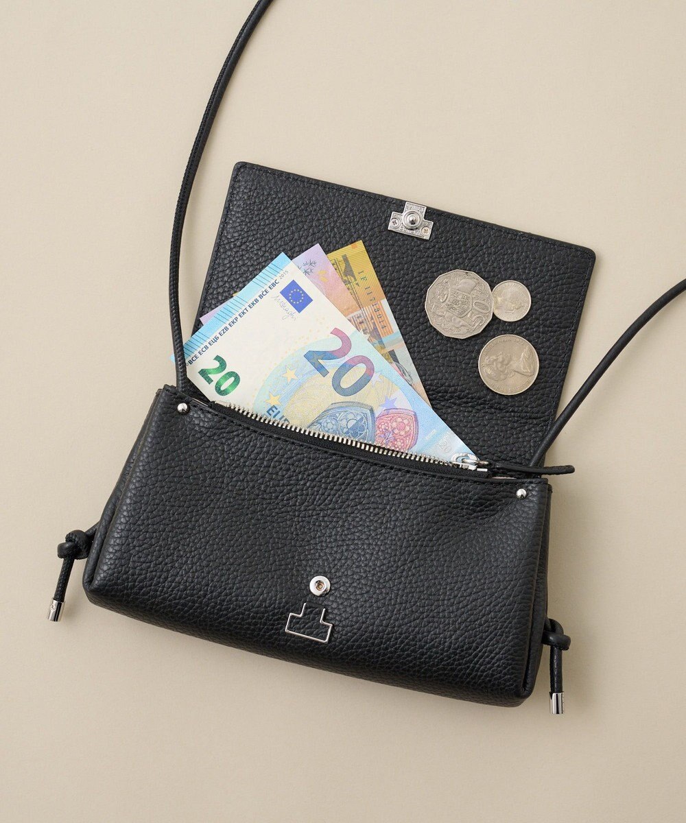 IACUCCI ≪予約≫アバ ウォレットショルダー CERVO 